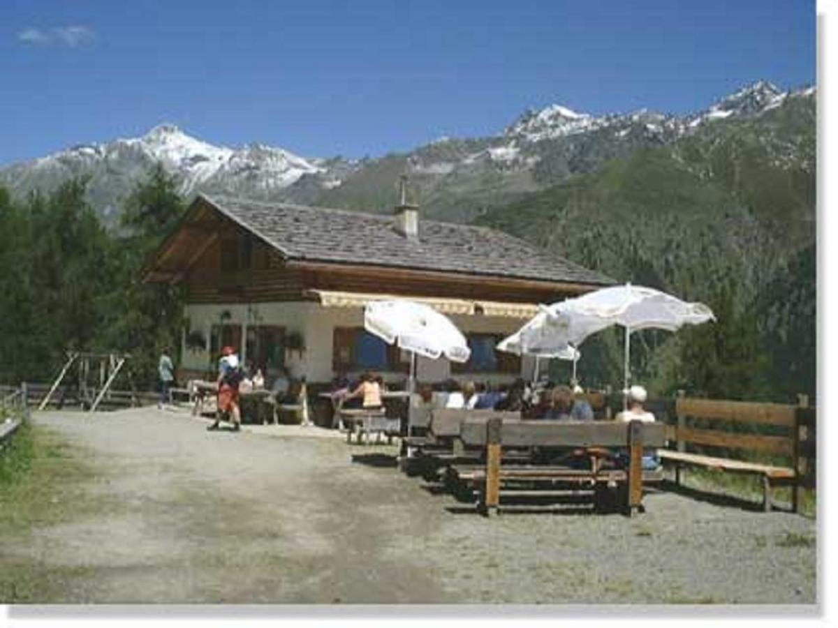 Gasthof Zur Einkehr Sankt Leonhard im Pitztal Eksteriør billede
